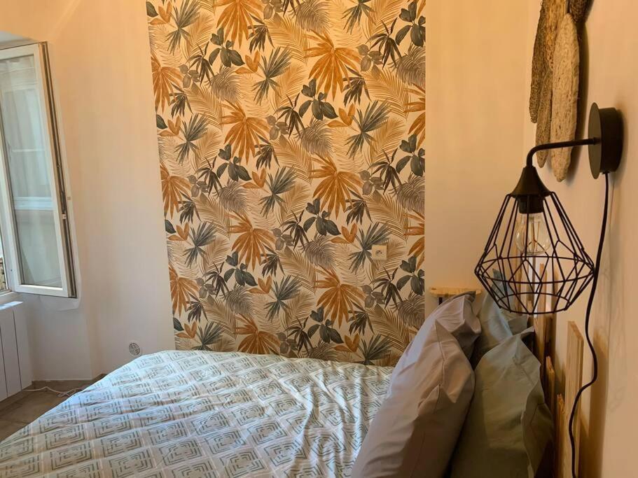 Appartement Avec Cours Gien Extérieur photo
